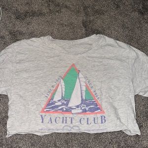 women’s cropped tee